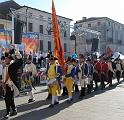 18 - Militi delle Pasque Veronesi in parata. In primo piano le divise azzurro-oro della Guardia Nobile Veronese  - 5